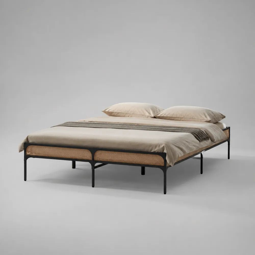 Struttura letto matrimoniale rettangolare 166 x 206 cm per materasso 160 x 200 cm, in acciaio nero e rattan naturale